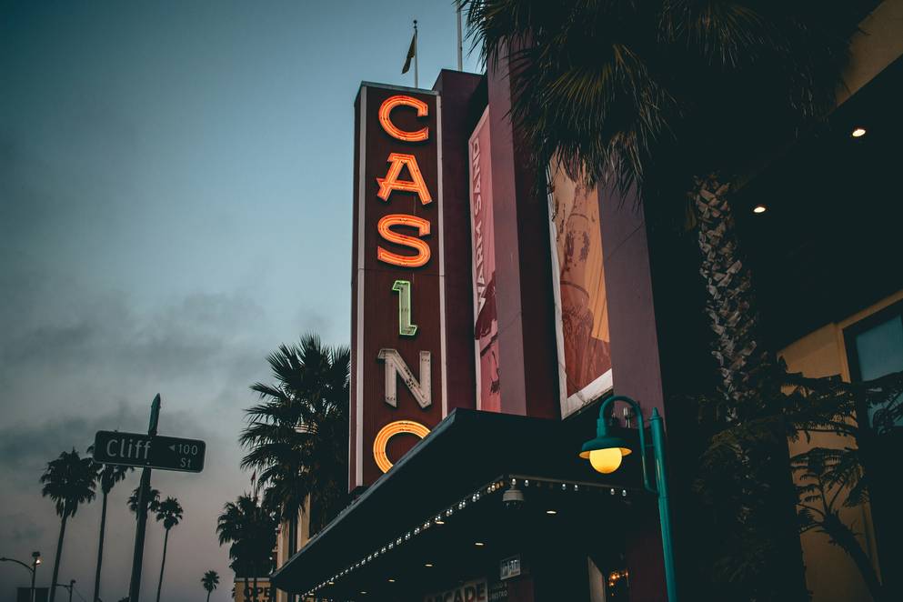 Casinò con Criptovalute vs. Casinò Online Tradizionali: Quale Scegliere?